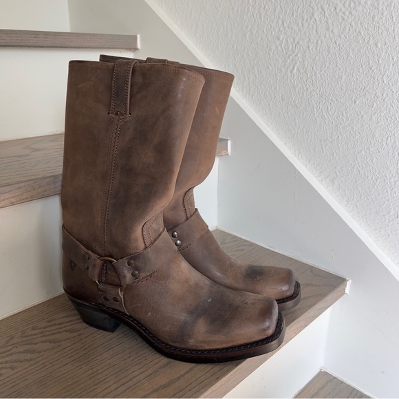 NWOB Frye Harness Leather 12R Boots in Smoke Brown - Picture 5 of 13